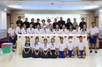 คณะผู้บริหาร ครู และนักเรียนจากโรงเรียนลาซาล เข้าเยี่ยมบำรุงขวัญทหารผ่านศึก พร้อมมอบเงินบริจาคให้แก่โรงพยาบาลทหารผ่านศึก