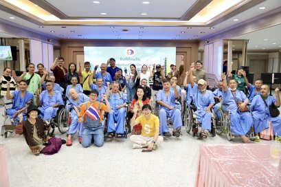 วันที่ 27 สิงหาคม 2568 คณะ สว.มธ นำโดย คุณบังอร ลักษมีเศรษฐ (ครูแอ๋ว สว.มธ.) ได้จัดกิจกรรมดนตรีบำบัด และ เลี้ยงอาหาร ให้กับทหารผ่านศึก