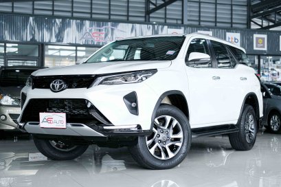 TOYOTA FORTUNER LEADER 2.4 V 2023