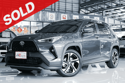 TOYOTA YARIS CROSS 1.5 HEV PREMIUM LUXURY