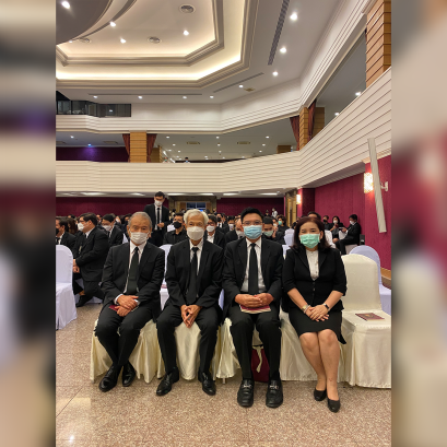 วันที่ 5 ตุลาคม 2565 ดร.จุไรรัตน์ ศรีศิริ ผู้บริหารโรงเรียนเดอะแคร์การบริบาล ร่วมพิธีมิสซาและวจนพิธีกรรมแด่ คุณปีเตอร์ ปิติ สิทธิอำนวย พร้อมผู้บริหารบริษัท Care 24 จำกัด ณ โบสถ์ พระมหาไถ่ ซอยร่วมฤดี กรุงเทพมหานคร 