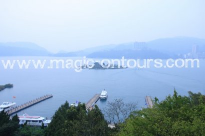 เที่ยวไต้หวันอิสระด้วยตัวเอง ไต้หวันออนทัวร์ ตอน 6 @ ล่องเรือทะเลสาบสุริยันจันทรา เกาะลาลู วัดพระถังซำจั๋ง