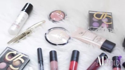 เปลี่ยนลุคด้วยสีปาก Golden Rose