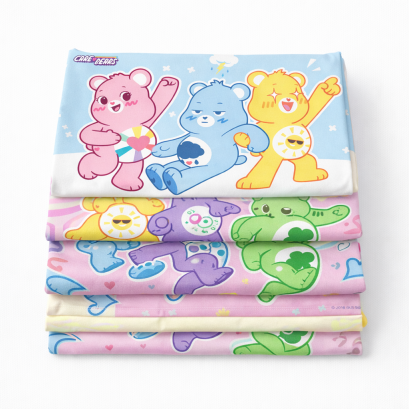 ผ้าปูโต๊ะ Care Bear 100 x 150 ซม. (คละลาย)