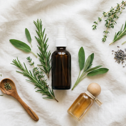 สมุนไพรสกัดสดแตกต่างจากสารสกัดทั่วไปอย่างไร? เข้าใจความสดที่มีผลต่อประสิทธิภาพ