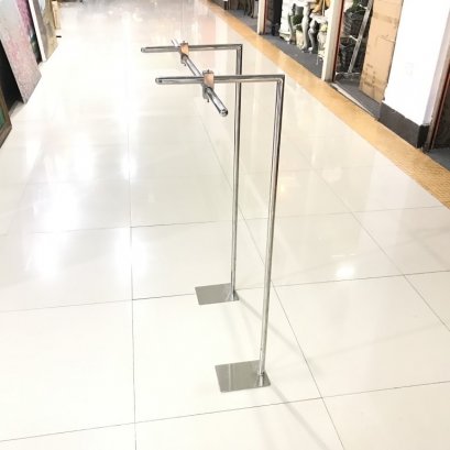 เสาแขวนไฟ (แบบเสียบด้านหลัง)