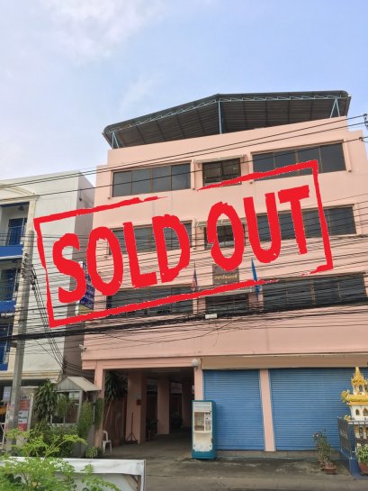 已售公寓，黄金地段，100 平方哇，位于 Bang Waek 路，靠近线路