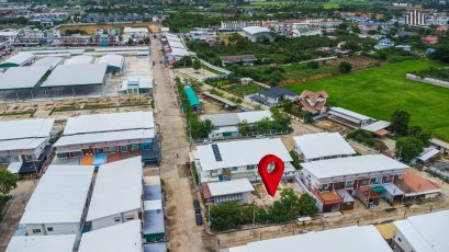 ขายด่วน! ที่ดินแปลงมุม 183.8 ตร.วา ทำเลทองเมืองสุพรรณฯ หมู่บ้านพีพี 9 ใกล้ศูนย์ราชการ-ห้างฯ เหมาะสร้างบ้านหรู โฮมออฟฟิศ หรือทำธุรกิจขนาดเล็ก  รีบคว้าก่อนพลาด!