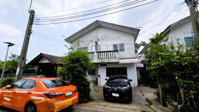 宽敞水滨住宅，环境幽静！出售 — 联排/双拼别墅，71平方哇，Hansa Village 拍卡萨木81巷，近MRT — 自住投资两相宜，超高性价比！！
