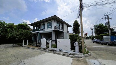 Unbeatable Value! Gorgeous Single House! Main Road Location with Full Furniture Package – Prime Area at an Irresistible Price! Single House for Sale – 74.6 Sq.wah at Habitia Bond Ratchaphruek, Near Highway 345!