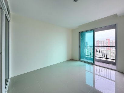 Unblocked Panoramic View! High-Floor Bare Room for Sale at Asakan Place Srinakarin (29.24 sq.m.) — Next to MRT Yellow Line & Airport Rail Link Hua Mak