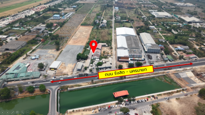 ติดถนน 2 ด้าน! ทำเลดีมาก! ขายที่ดินพร้อมสิ่งปลูกสร้าง 3ไร่กว่า ใกล้ ม.ราชมงคลธัญบุรี ฝั่งเดียวกับฟิวเจอร์พาร์ค ติดถนน รังสิต - นครนายก อยู่ระหว่าง คลอง 8 - 9 ผังเมืองสีชมพู คาบม่วงอ่อน เหมาะทำโกดัง คลังสินค้า กิจการ ร้านค้า ได้หลากหลายประเภท