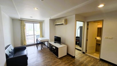 Condo in Yannawa District, Only 2 million!!, near the expressway, really exists!!! Condo for sale, Resorta Yen-Akat, 1 bedroom, 37.34 sq m., near Rama 3 Road, fully furnished, ready to move in. The price is easy to get!!