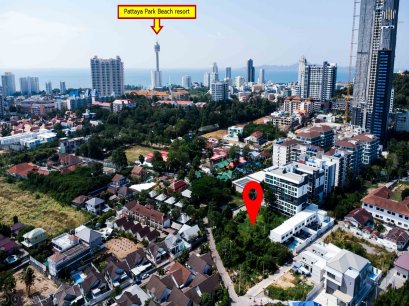 How did this come onto the market!! For sale with project included! Corner vacant land, over 1 Rai, piling already completed, with full project documentation for continued development into a condominium or hotel. Located in Pattaya Land area, Thappraya Ro