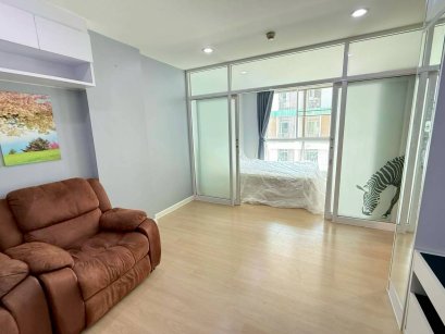 Experience the perfect balance of comfort and tranquility at The Niche ID Ladprao 130. This low-rise condominium features only 370 units, offering privacy in the heart of Ladprao with excellent transportation convenience