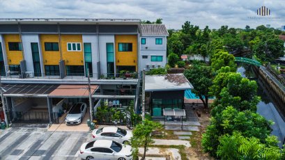 หลังมุม ติดสระว่ายน้ำ! ขายทาวน์โฮม 3 ชั้น หมู่บ้านอีโค-สเปซ เกษตร-นวมินทร์  บ้านสวยมาก ตำแหน่งดีที่สุดในโครงการ ทำเลศักยภาพ เดินทางสะดวก ใกล้ทางด่วน!!