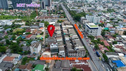 ขายด่วน! ที่ดินซอยวงศ์สว่าง 21 ผังเมืองสีน้ำตาล 50 ตร.วา ทำเลดีคุ้มค่าการลงทุน! เหมาะสร้างอพาร์ทเม้นท์ โฮมออฟฟิศ และบ้านพักอาศัย ใกล้ MRT วงศ์สว่าง เพียง 1 กม. เดินทางสะดวกสบาย ราคาเพียง 90,000 บ./ตร.วา