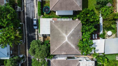 This home wasn’t built just to be lived in— It was crafted to fulfill the identity of someone who truly loves staying home. Every square meter is filled with meaning. Each zone is intentionally designed for deep living—emotionally, mentally, and spiritual