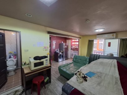 ขายขาดทุน!!! ขายห้องเปล่า คอนโด เจริญกรุงเพลส ( Charoenkrung Place ) 33.9 ตร.ม. 1 ห้องนอน 1 ห้องน้ำ