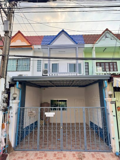 ขายทาวเฮาส์รีโนเวทใหม่ หมู่บ้านเฉลิมสุขนิเวศน์ 9 ซอยรามอินทรา 14 เข้าอยู่ได้เลย