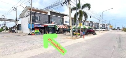 Prime Commercial Location in Amata City Rayong!! A House that Generates Unlimited Income!! Easy to Rent, Prime Location!! For Sale: 2-Story Commercial Building in the Parnrada1 Project, Mab Yang Phon Subdistrict, Pluak Daeng District, Rayong Province