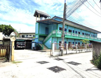 黄金地段公寓楼！曼谷芭堤雅医院对面！翻新改造，收入可观！！价格优惠！出售14房公寓楼春武里府邦拉蒙县芭堤雅纳克鲁亚