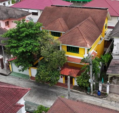 Rare Item in Rama 2! Custom-Built 3-Storey House with 18-Meter Deep Piles! 94.2 Sq.Wah 450 Sq.m House for SALE at Prukpirom Bang Khun Thian, Near Central Rama 2
