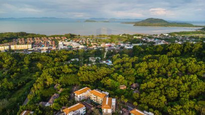 Sea View on Hill in the heart of Phuket!! 388 Sq.Wah Land for Sale Suitable for a Luxury Pool Villa, Phumundra Project, Soi Kohkeaw 9, Next to Premium Outlet!! Location: Phumundra, Soi Kohkaew 9 - Pracha-Uthit 5 Road, Tambol Koh Kaew, Amphoe Mueang Phuket