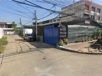 หัวมุมถนนที่คนเห็นทุกวัน!  ให้เช่าที่เปล่า 130 ตร.ว. ใกล้ 5 สำนักงานใหญ่ + หมู่บ้านเศรษฐสิริ และบุราสิริ + แม็คโคร!   โอกาสธุรกิจ! ขายดีแน่นอน! รีบเลย!