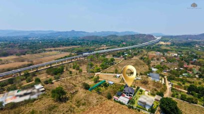 ขายบ้านพักตากอากาศหรู เขาใหญ่ พญาเย็น วิวภูเขา | ที่ดิน 300 ตร.วา 3 อาคาร พร้อมสระว่ายน้ำ เฟอร์นิเจอร์ครบ ใกล้ถนนมิตรภาพ