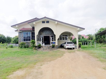 Land with a Single House for Sale: 290 Square Wah with Large Single House - Chachoengsao