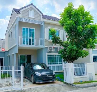 Townhome, style house, detached house, near Mega Bangna, near expressway, for sale "The Village Bangna- Wongwaen 4"