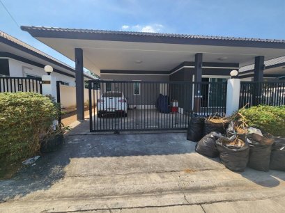 Single-Story House for Sale – 365 Golden Land Project, Rayong Prime location along Highway 36, Mabkha. Fully furnished and move-in ready at the lowest price in the project!