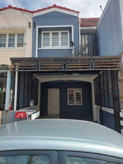 เฟิสโฮม ทาวน์เฮ้าท์ 18ตรว. 2 ห้องนอน 2 ห้องน้ำ รีโนเวตใหม่ ราคาถูก