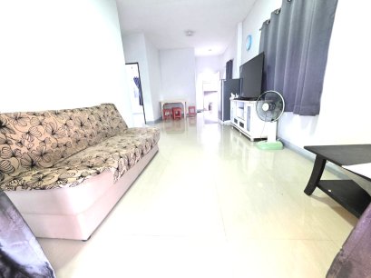 ขายด่วน!! ทาวน์โฮมแปลงริม 36.2 ตร.ว. ใกล้นิคมฯ, แหลมฉบัง ,พัทยา,และที่สำคัญใกล้ทะเล!!!หมู่บ้านณัฐกรวิลเลจ หนองปรือ บางละมุง ชลบุรี