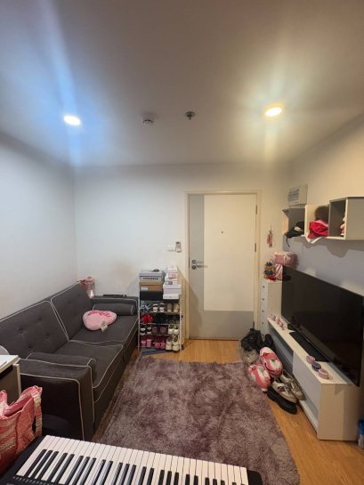 Fully furnish Condo​ Near​ MRT​ huamak station​ just​ 350 metre!! Condo for Sale at Lumpini place Srinakarin​-Huamak​ Station Area​ 26 Sq.m.
