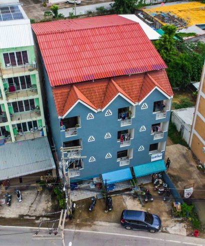 A prime location for year-round business! High profits! Selling an apartment with 22 rooms on Pattaya Soi 2, Soi 17, connecting to Pattaya Soi 3, near Walking Street, Bang Lamung, Chonburi.