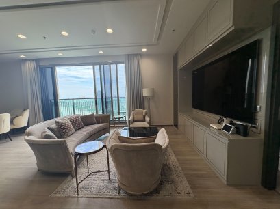 ชั้น 40 ทำเลทอง วิวแม่น้ำ บิ๊วอินสวยหรู ! ขายคอนโด ริธึ่ม เจริญกรุง พาวิลเลี่ยน （Rhythm Charoenkrung Pavillion ）229.04 ตร.ม 4 นอน + ห้องแม่บ้าน ! ติดถนนจันทร์ ใกล้โรงเรียนนานาชาติชูสเบอรี่ ใกล้เอชียทีค! ใกล้กับทางด่วนศรีรัช