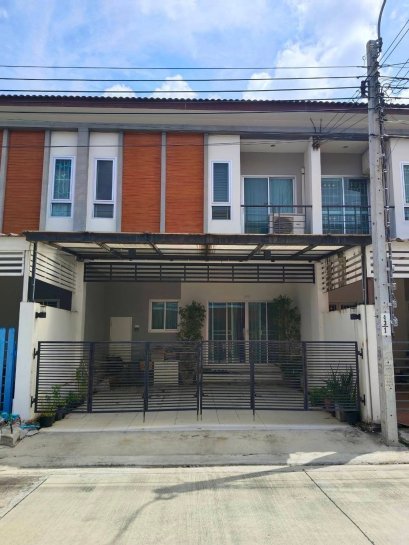 Lat Krabang 工业区附近的新房子！ 班拉差普鲁联排别墅 素万那普-拉卡邦三期，面积22 平方哇，实用面积100平方米