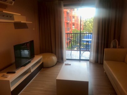 For Sale: Hua Hin Condo with Pool View – Spacious Unit at a Special Price!