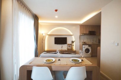 Luxury & Great Value! 2-Bedroom Condo for Sale near BTS Onnut & Expressway – Urgent! Beautifully Furnished | 45.84 sqm | Ready to Move In
