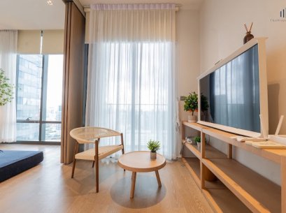 38层 景观极佳 物超所值！出售 Ashton Silom 公寓 —— 由 Ananda Development 开发，面积 32.39 平方米，近 Silom Complex，离 BTS Chong Nonsi 站仅 350 米！