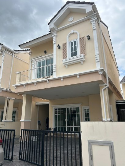 Rare Item! English-Style Sale Twin House, 2-Storey, 28.9 sq.wah, Diya Village Chonburi – Only 1.8 km from Chonburi Hospital | 100% New, Ready to Move In, Ideal for Large Families