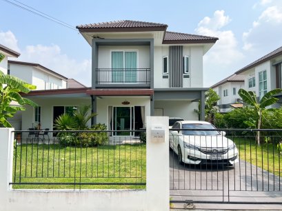 For Sale: KC Greenville 2 Single House - 88 sq.w. land, the best price in the area with a large house and over 900,000 THB in free home extensions! Located at Mittrai-Prajomroi Road (Nong Chok).