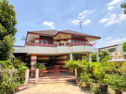 Large House with Excellent Feng Shui in a Private Zone! Only 3 houses in the entire alley. Located on a 114 SQW plot in Homeplace Village, Single House, Ramkhamhaeng 140.