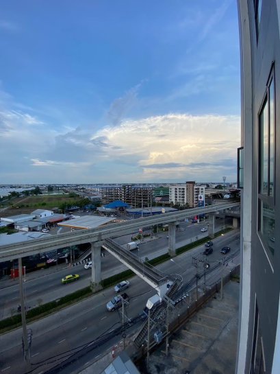 Live in it or invest with confidence!Condo for sale: JW Station @ Ramintra &mdash; with tenant included. Excellent location on Ramintra Road, right next to the Pink Line MRT.