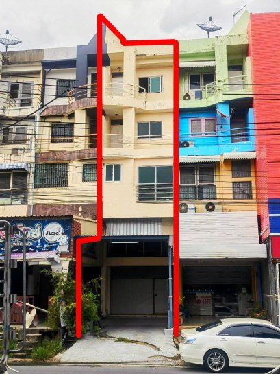 Hot Deal! Commercial Building for Sale – 4-Storey Shophouse in Prime Location, Watcharaphon