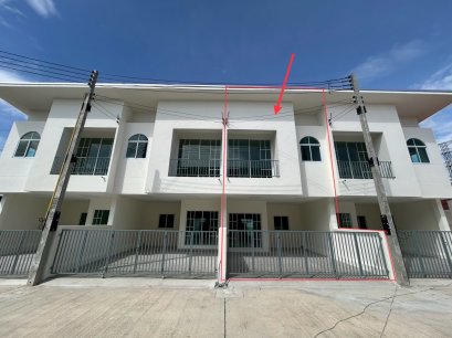 For a Better Family Future — New Townhome in Prime Si Racha Location! For Sale: 2-Storey Minimal Style Townhome at Private 8 Khao Nam Sup Project Designed for perfect functionality in a peaceful, private community — only 8 units available!