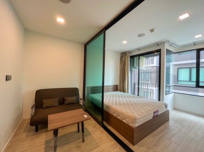 Choose this unit for a high 7.5% annual return! Selling Atmoz Ladprao 71 condo. The rental market is buzzing—perfect for living in yourself too, with a brand-new unit at an amazing value!