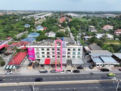Prime Location on the Main Road! Great Value! Excellent Structure!!4-Story Commercial Building for Sale (Pink) in Lam Luk Ka, Klong 4, 24.1 sq.w.Ready for Business or Residential Use Immediately!!